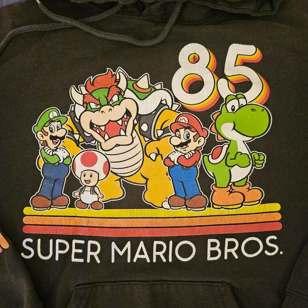 Nintendo 85’ Super Mario Bros. Graphic Retro Hoodie‎